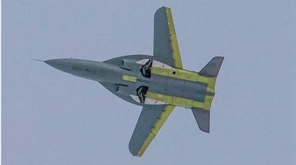 Новый российский истребитель с обратной стреловидностью крыла Новый российский истребитель с обратной стреловидностью крыла