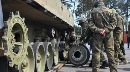 Киев может рассчитывать на списанные «Леопарды» и советские «Буки»