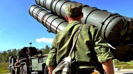 Российская ПВО приковала американскую авиацию к земле Российская ПВО приковала американскую авиацию к земле