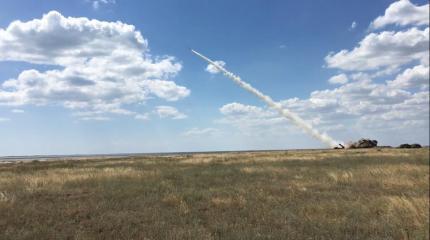 Порошенко похвастался испытанием мощной ракеты