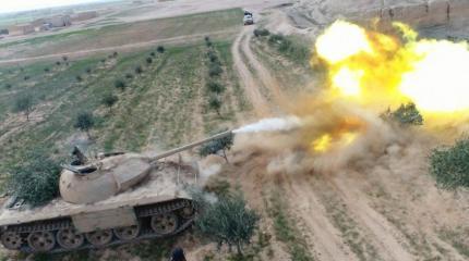 Модные обвесы: Террористы показали «ИГИЛ-тюнинг» Т-55 Модные обвесы: Террористы показали «ИГИЛ-тюнинг» Т-55