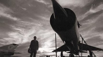 Горячее небо «холодной войны» Горячее небо «холодной войны»