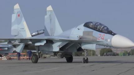 Истребитель Су-30 сопроводил патрульный самолет ВВС Японии Истребитель Су-30 сопроводил патрульный самолет ВВС Японии