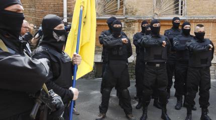 В Европе, США и Южной Америке вербуют наёмников в украинские нацбатальоны В Европе, США и Южной Америке вербуют наёмников в украинские нацбатальоны