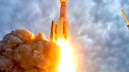 Россия опередила США в космической гонке Россия опередила США в космической гонке