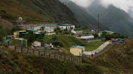 Жизнь на краю земли: туман, коты и погранзастава Жизнь на краю земли: туман, коты и погранзастава