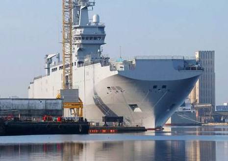 Российских моряков все же пустили на борт «Мистраля»
