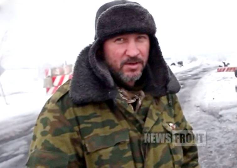 Комментарий ополченца с позывным "Тихон" на блокпосту в 4 км от Дебальцево