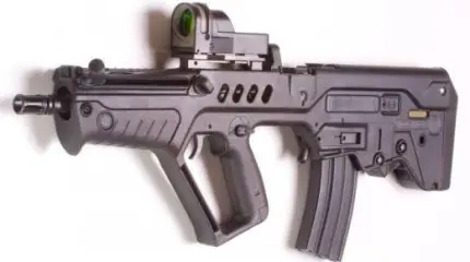 Украинская армия: для парада - "Tavor", а для боя – "Калашников"