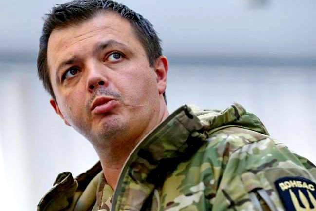 Семенченко: Внутри Углегорска окружены опорные пункты «АТО», по ним бьют танки Армии ДНР