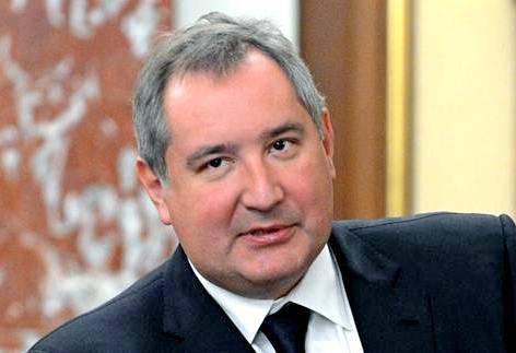 Рогозин обеспокоилcя наличием памперсов у американского генерала Скейлза
