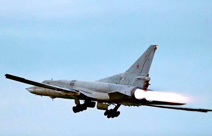 «Искандеры» перебрасывают в Калининград, а Ту-22М3 — в Крым