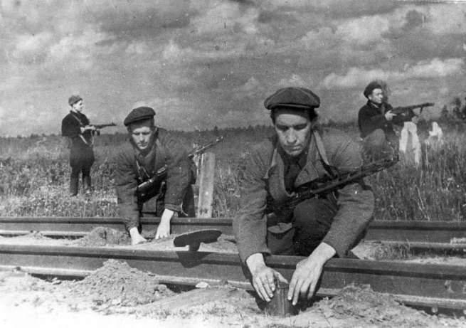 Как организовать партизанские отряды