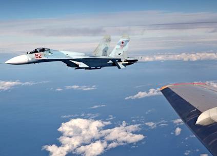 Российский истребитель вновь напугал экипаж американского RC-135U