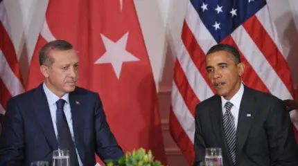 Турция и США под разными предлогами хотят войти в Сирию