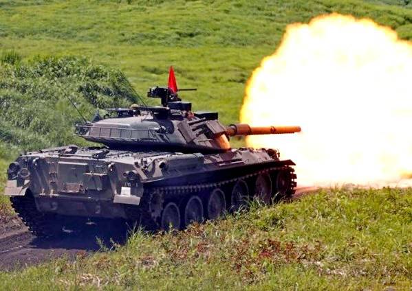 В Японии проходят масштабные военные учения