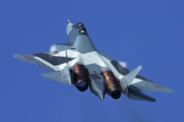 Мертвая петля Т-50 и пируэты Ми-26: МАКС-2015 открылся грандиозным шоу