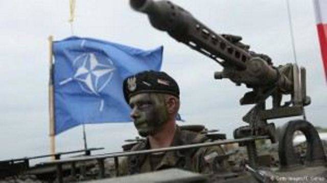 РФ и НАТО должны снизить риск войны