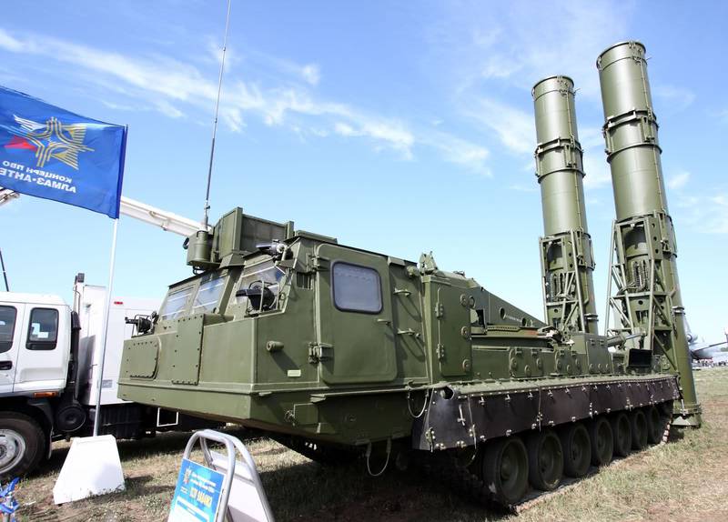 Шедевр российского ВПК ЗРС "Антей 2500"