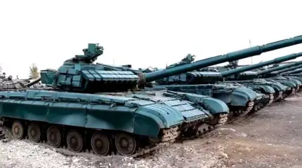 Руководство ЛНР проинспектировало базы хранения танков