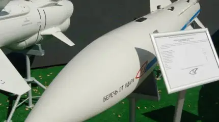 Новейшая российская авиационная ракета способна сбивать F-16 на дальности в 200 км