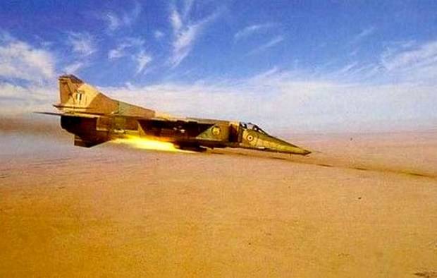 ВВС Сирии уничтожили 3 командных пункта боевиков ИГ и три автоколонны