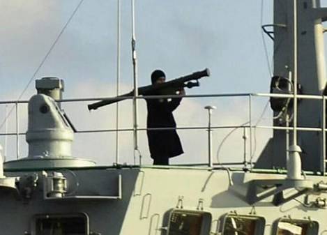 Морпех с ПЗРК на корабле РФ в Босфоре встревожил Турцию