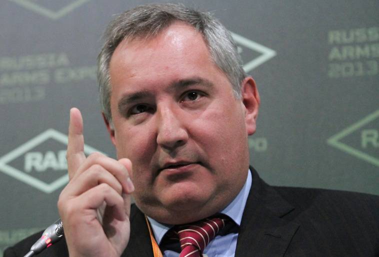 Рогозин: Россия работает над созданием супертяжелого космического грузовика