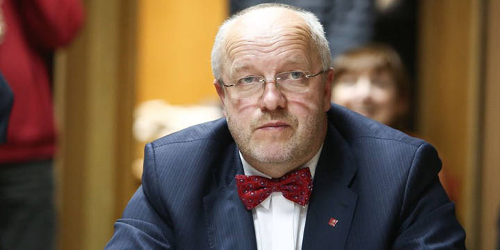 Литовская паранойя: минобороны продолжает готовить граждан к войне