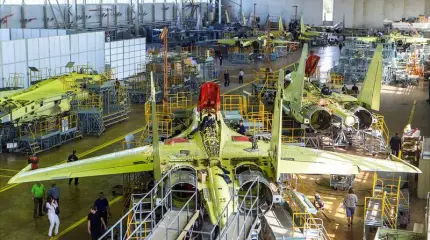 Российские ВКС ожидают получения более 140 самолётов и вертолётов в 2016 году