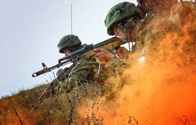 Отработка спецподразделениями учебно-боевых задач в ходе учений в ЮВО