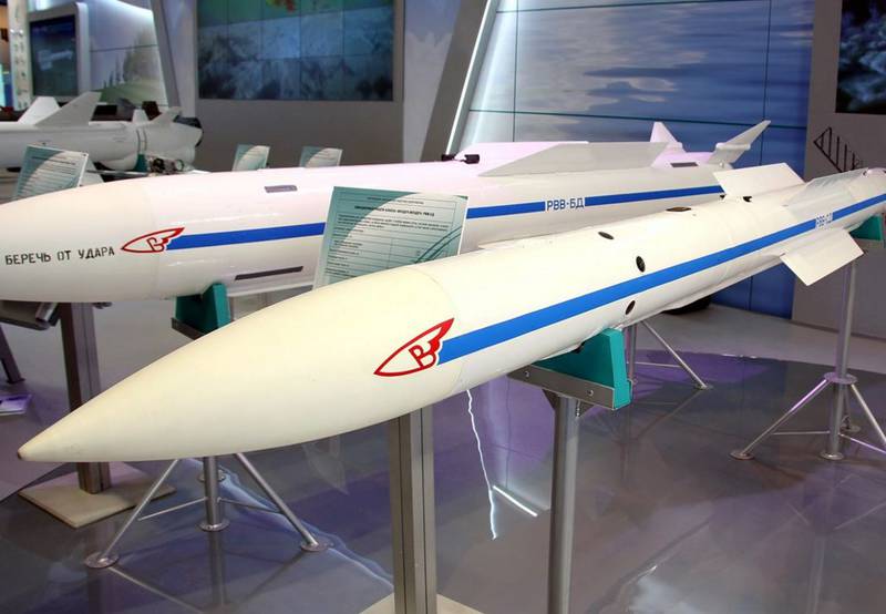 Истребители Су-35С в Сирии вооружили ракетами РВВ-СД