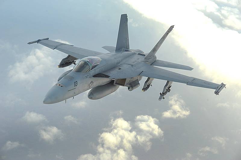 Битва за рынок: Су-34 и F/A-18 не столкнутся в небе Индии
