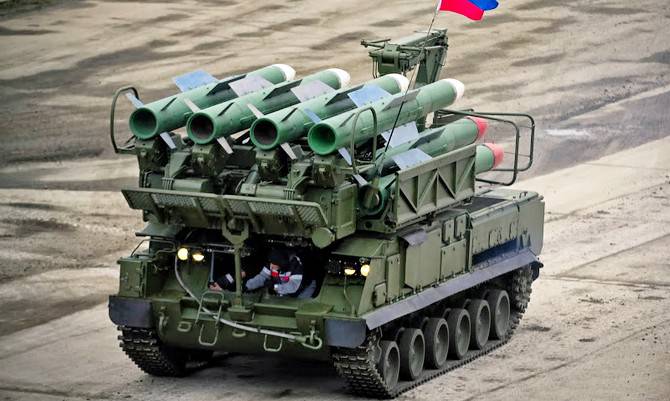 "Алмаз-Антей" в 2016 году поставит Минобороны три дивизиона "Бук-М2"