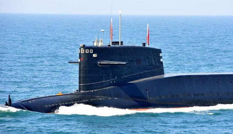 Хвалёные военно-морские силы США уже несколько дней бьются в истерике