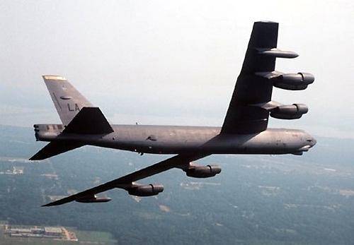 Американские В-52 «отработают» по России, а наши С-400 их «собьют»