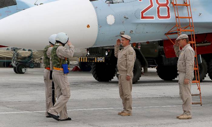 Мир отреагировал на вывод войск РФ из Сирии