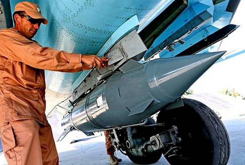 ВКС РФ громят боевиков в Хомсе, армия САР наступает на Пальмиру