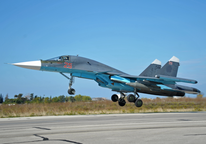 Бомбардировщики Су-34 покидают авиабазу Хмеймим в Сирии