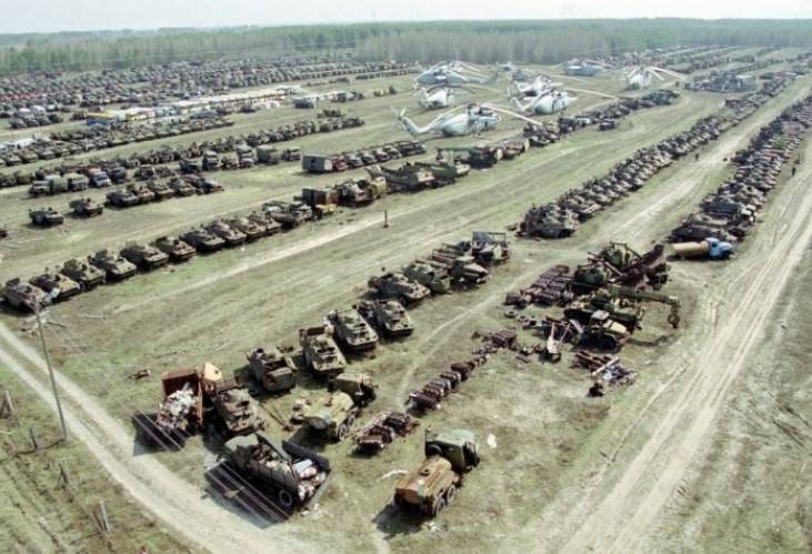 Из Чернобыльской зоны исчезла вся зараженная военная техника