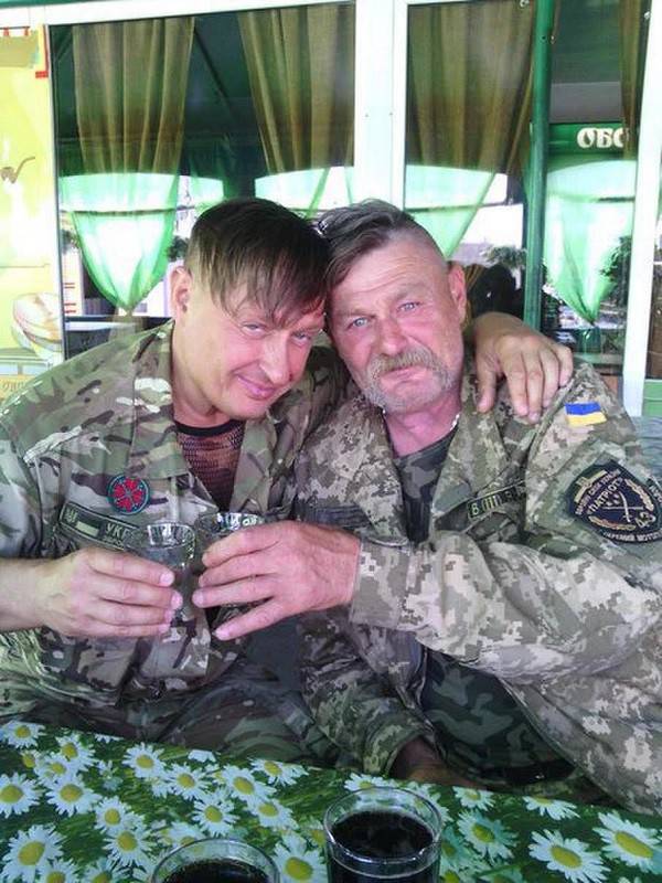 Как офицеры ВСУ «днюху» на передовой отмечали