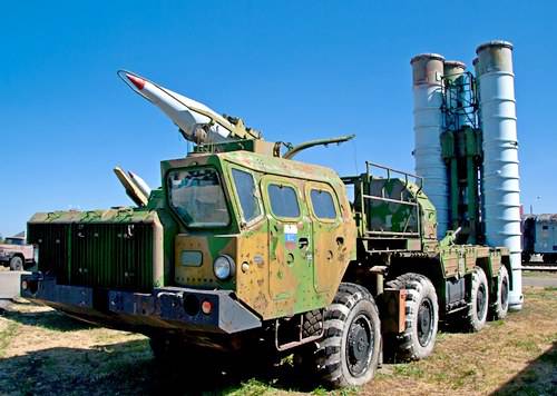 Дырка от зонтика: для чего Украина стягивает С-300 к Крыму?