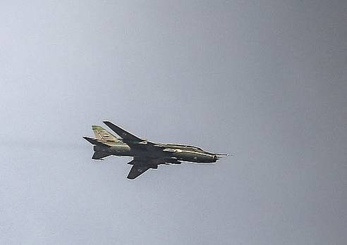 Близ Дамаска упал военный самолет