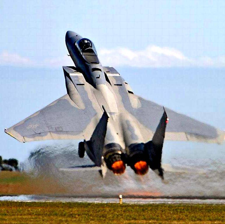F-15 и F-16 теряют привлекательность