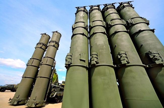 Высотный уничтожитель: комплекс С-300В4 получил новую ракету
