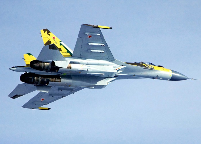 Су-35 ВКС РФ под огнем боевиков, подготовленных ЦРУ