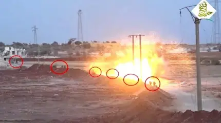 Уникальные кадры: Боевики попали под прямой артиллерийский обстрел