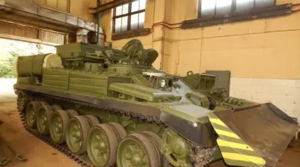 Триумф рухляди: львовский бронетанковый передал ВСУ три БРЭМ-1