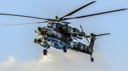 Боевой вертолёт Ми-28Н распугал отдыхающих на пляже в Подмосковье