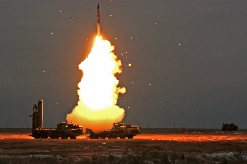 Удар «Аллигатора», высадка ВДВ и пуск С-400: лучшее военное видео недели